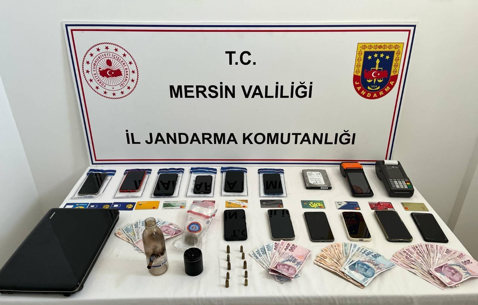 “JANDARMADAN SUÇ ÖRGÜTÜNE OPERASYON; (11) TUTUKLU”