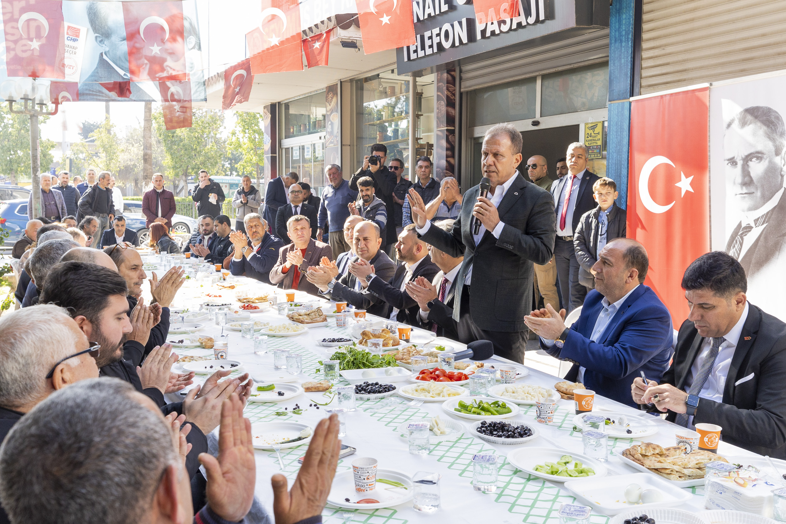 “KENT MERKEZİNİ YENİDEN CANLANDIRMAK İÇİN ÇALIŞIYORUZ”