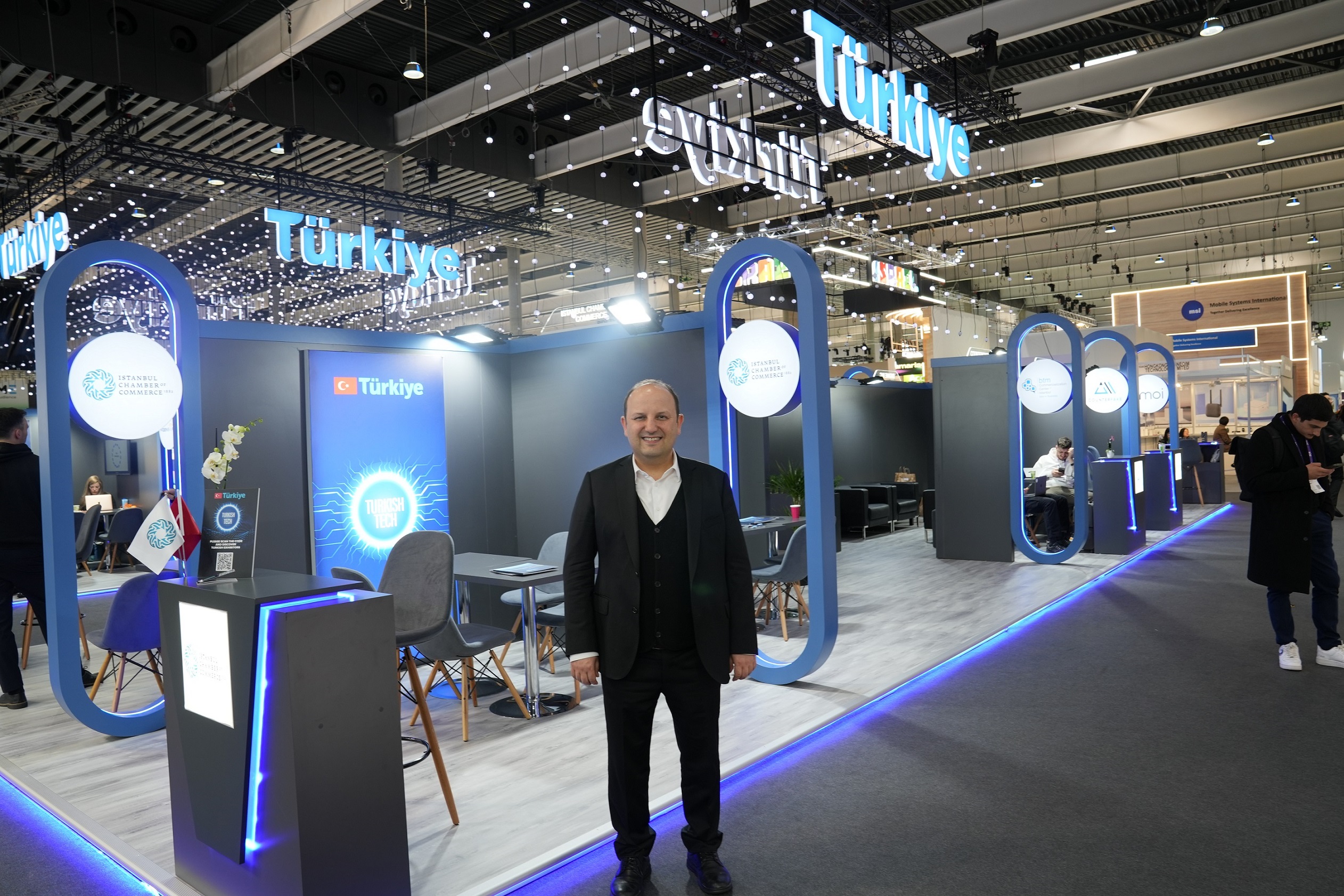 TURKCELL, YERLİ ÜRETİCİYE DESTEK OLUYOR
