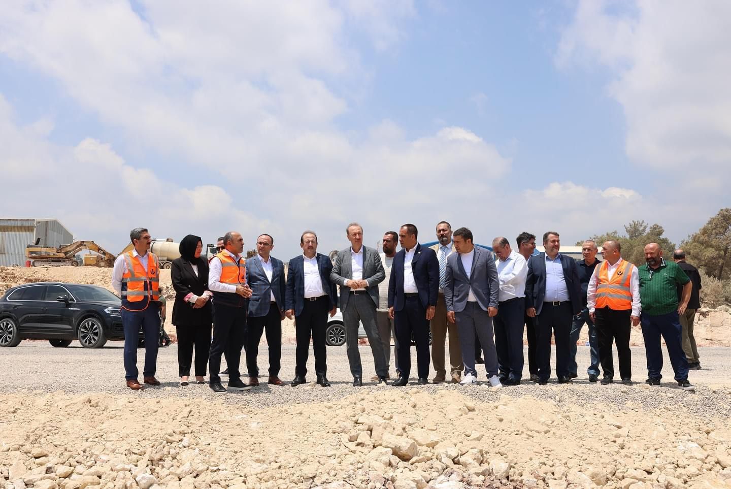ÇEŞMELİ-TAŞUCU OTOYOLU PROJESİ ÇEŞMELİ-KIZKALESİ KESİMİNDE İNCELEMELERDE BULUNULDU