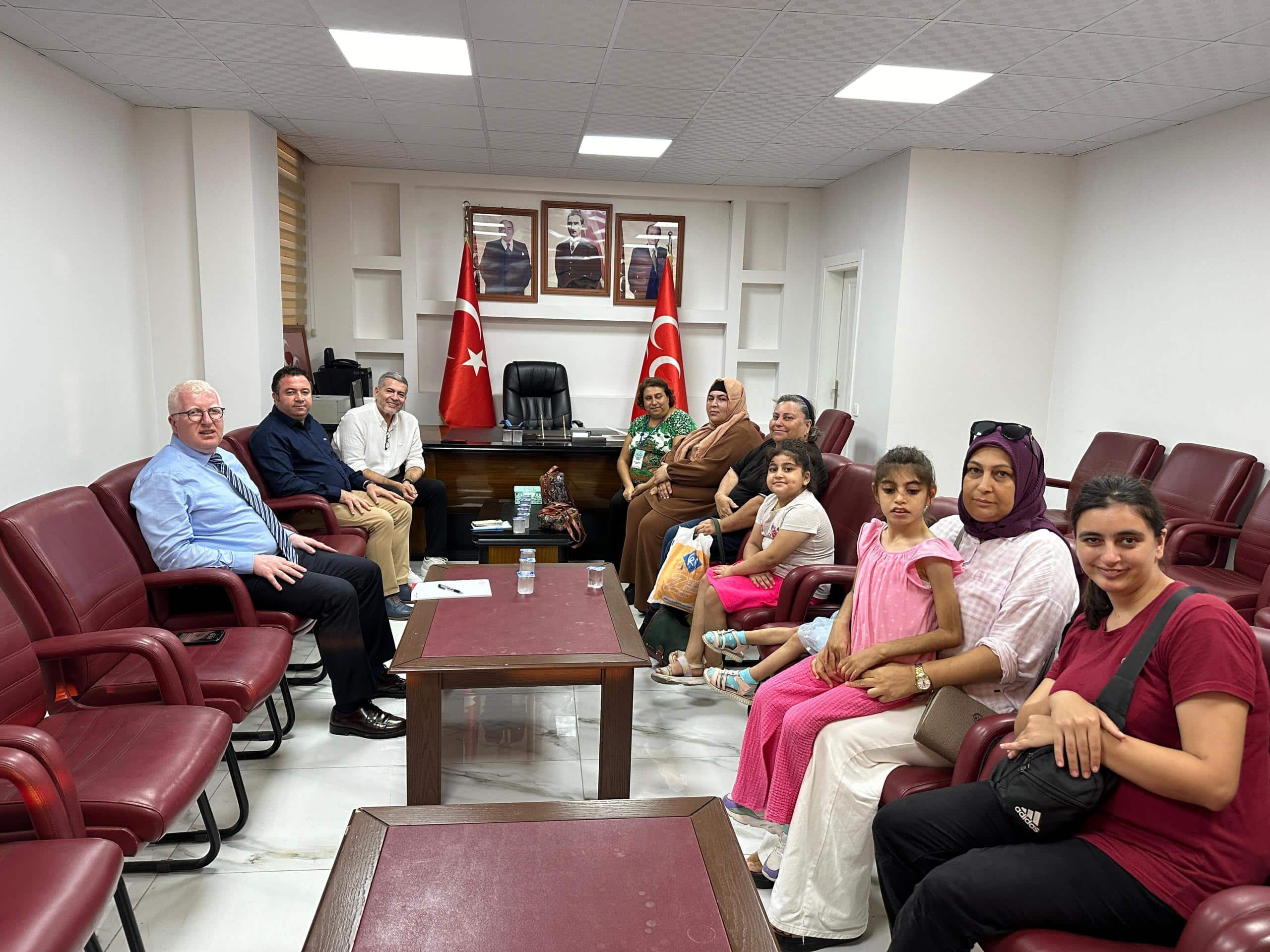 MİLLETVEKİLİ UYSAL TARSUS VE MERSİN’DE VATANDAŞLARLA BULUŞTU