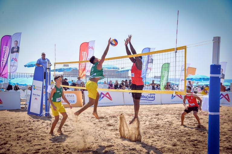 ‘PRO BEACH MERSİN’ ETABI TÜM HEYECANIYLA BAŞLADI