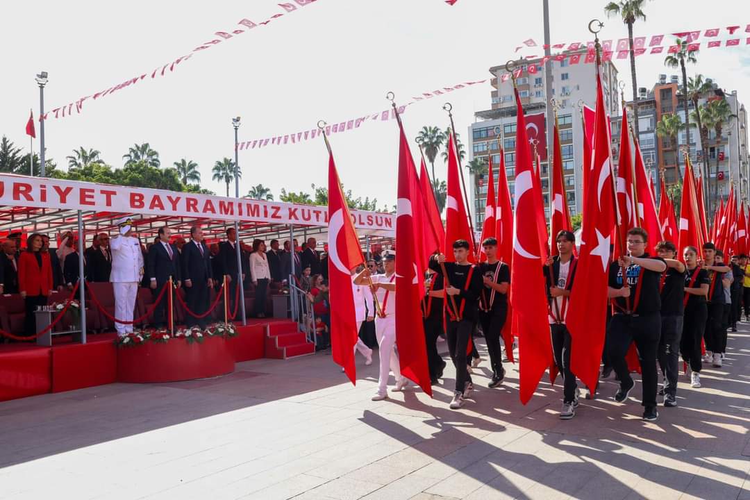 CUMHURİYETİMİZİN 101. YIL DÖNÜMÜ MERSİN’DE COŞKUYLA KUTLANDI