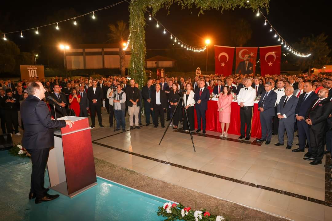 29 EKİM CUMHURİYET BAYRAMI KABUL TÖRENİ DÜZENLENDİ