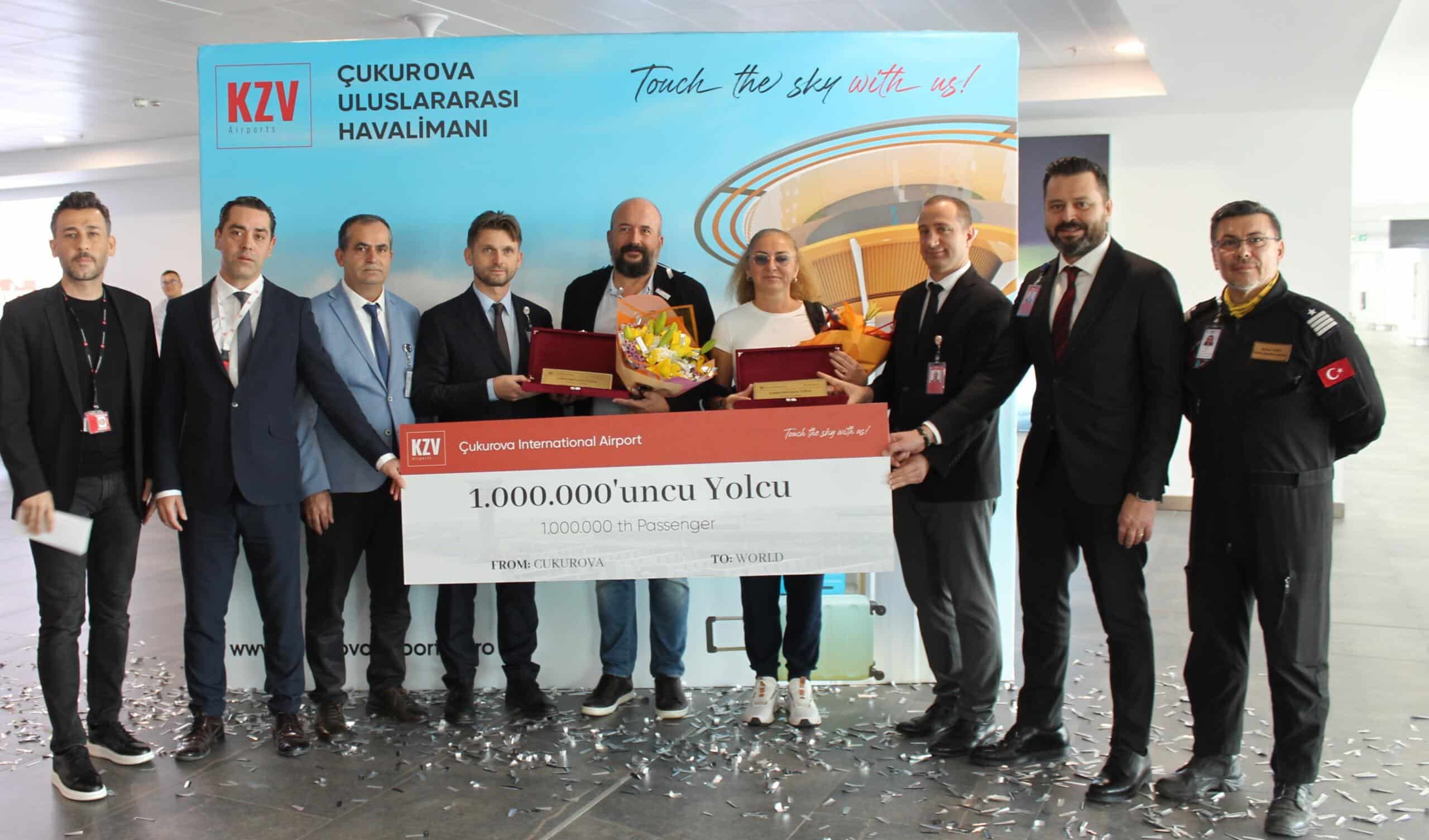 ÇUKUROVA ULUSLARARASI HAVALİMANI 29 EKİM CUMHURİYET BAYRAMI HAFTASINDA BÜYÜK GURUR 1 MİLYONUNCU YOLCUYU AĞIRLADI