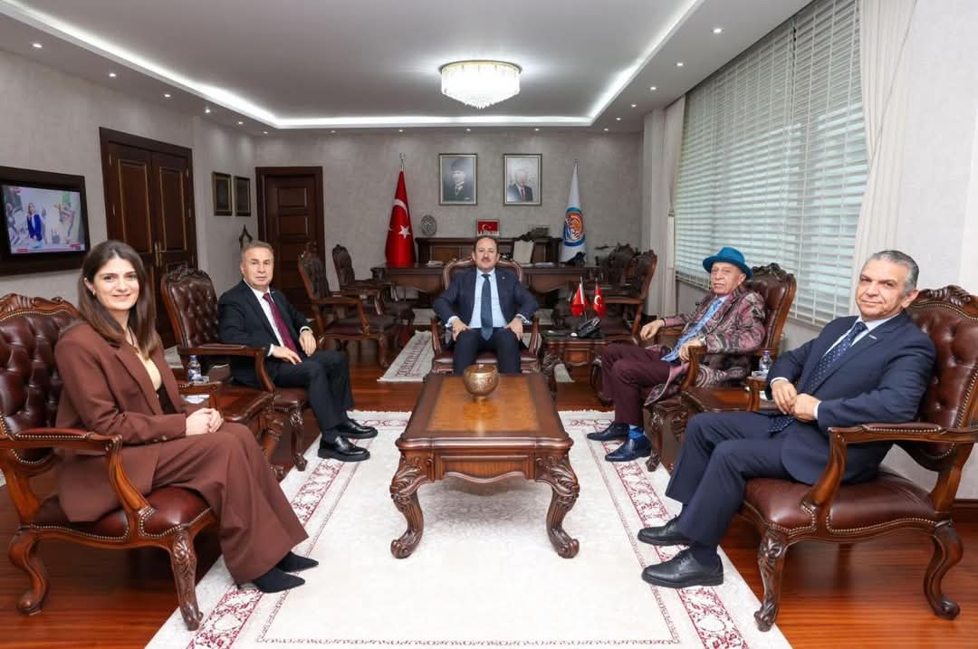 MESİAD YÖNETİMİ VE ONURSAL BAŞKANI, VALİ PEHLİVAN’I ZİYARET ETTİ