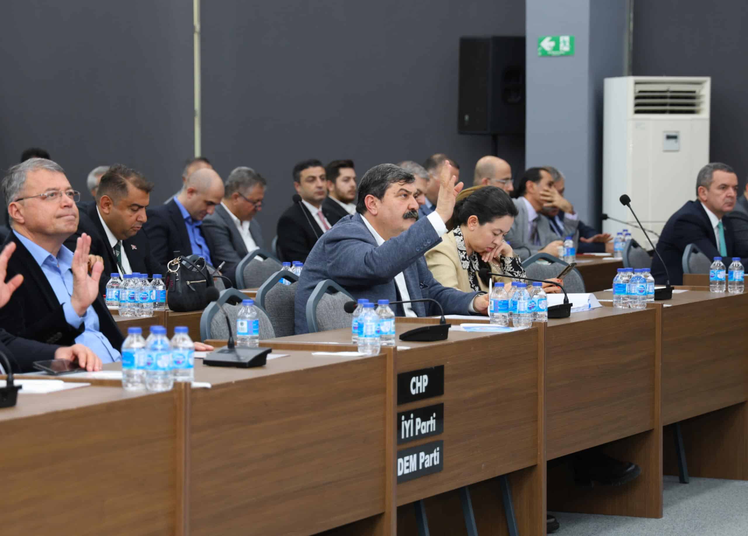 VATANDAŞLAR ARSASI ÜZERİNDE RUHSATLI KONUT YAPABİLECEK