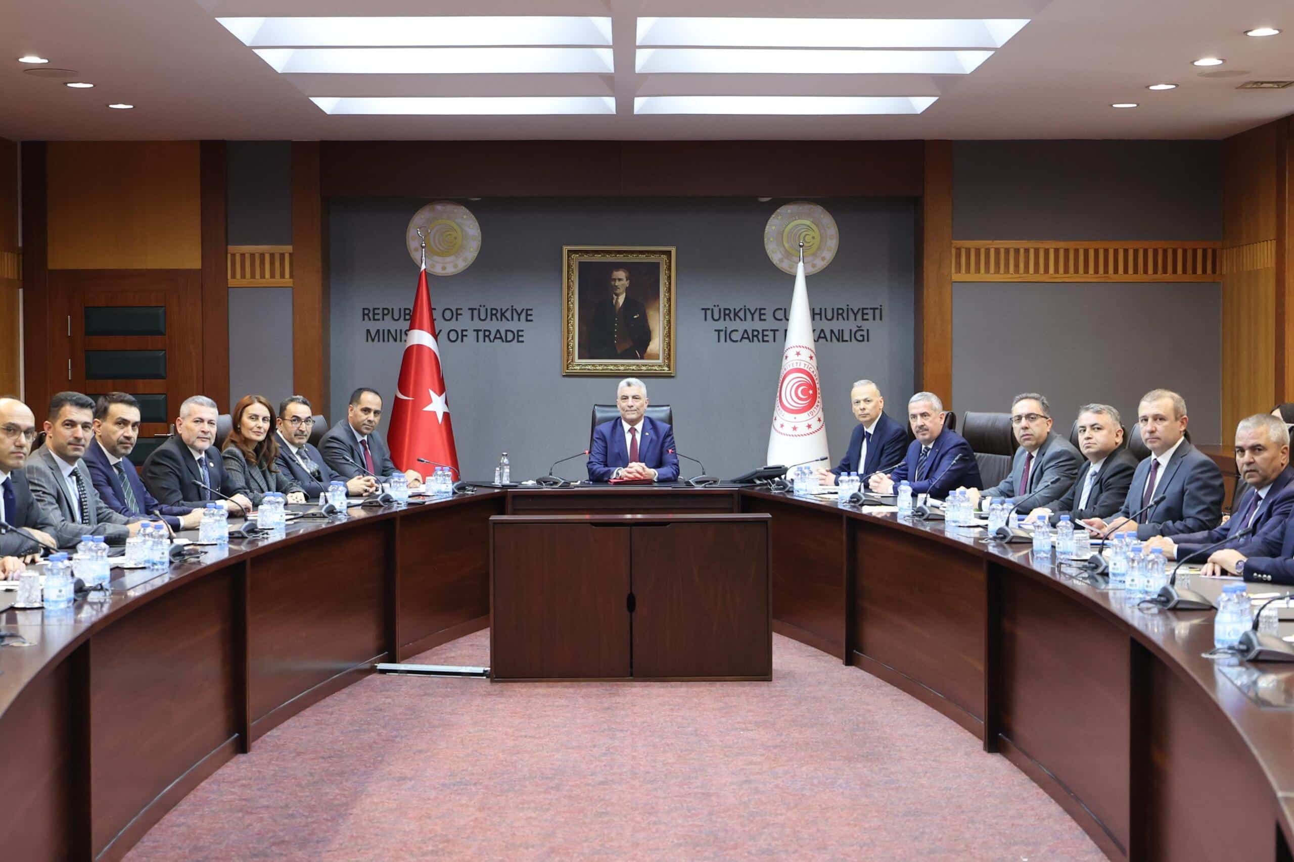 MHP UYSAL: “LİMON ÜRETİCİLERİMİZİN YANINDAYIZ”