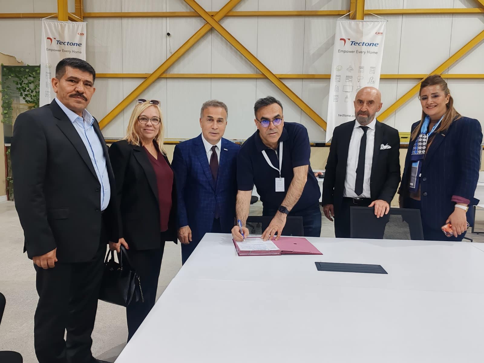 CAN HOLGİN’E BAĞLI, TECTONE TEKNOLOJİ (AWOX), MESİAD’IN KURUMSAL ÜYESİ OLDU