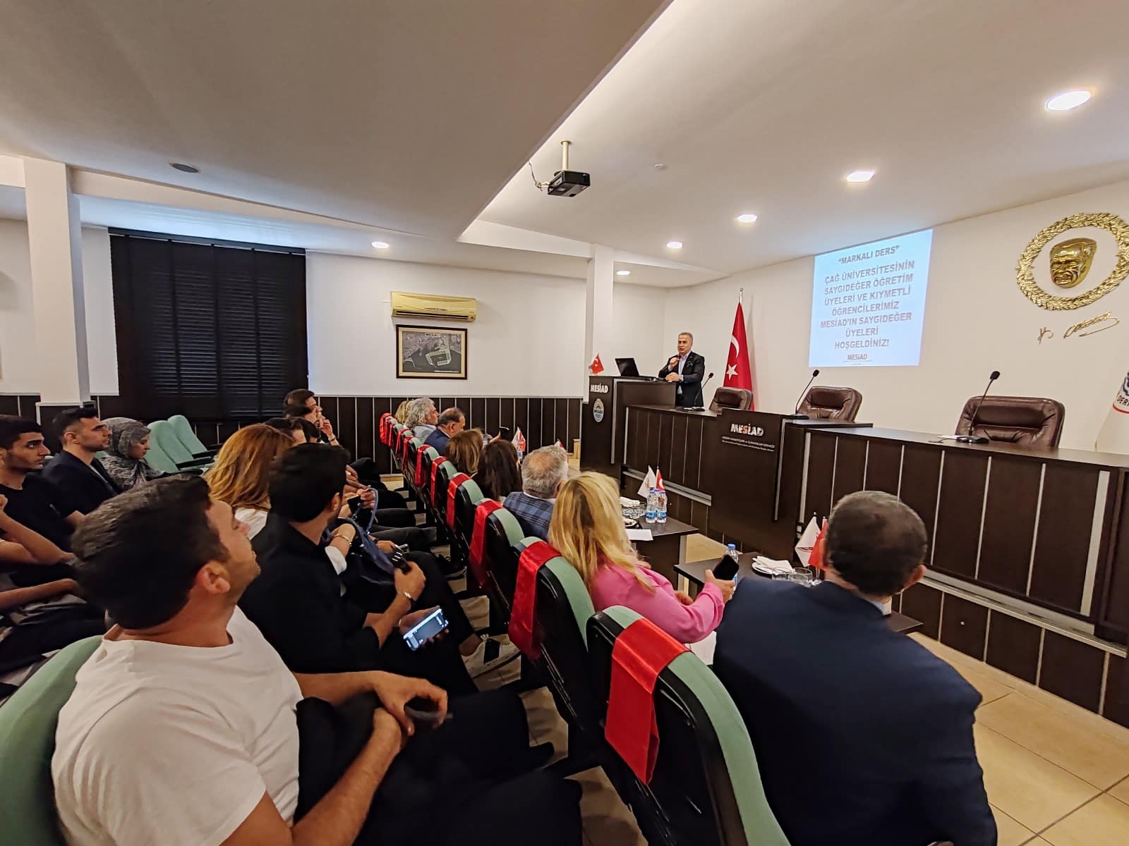 MESİAD VE ÇAĞ ÜNİVERSİTESİ İŞ BİRLİĞİ İLE “MARKALI DERS” UYGULAMASI GERÇEKLEŞTİ