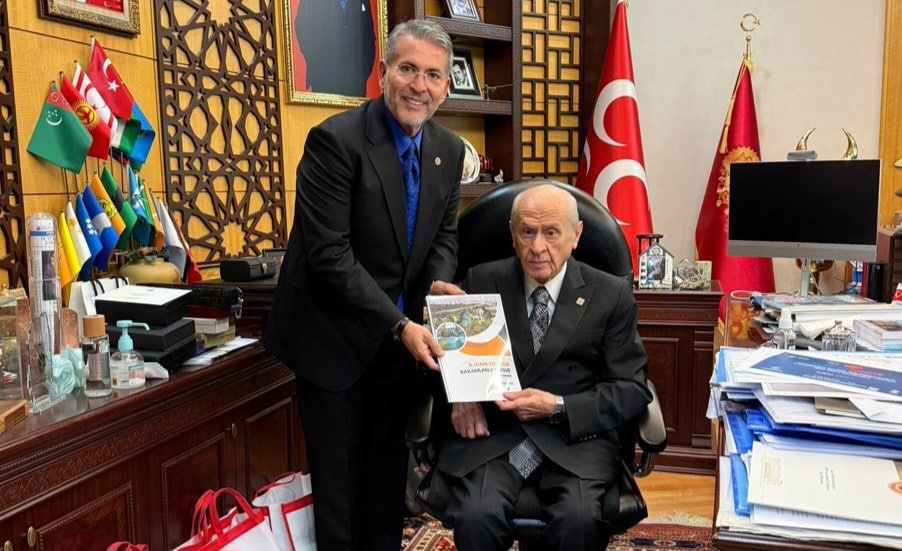 TARSUS İÇİN TARİHİ ADIM: “MHP MERSİN MİLLETVEKİLİ UYSAL’DAN, MHP LİDERİ BAHÇELİ’YE İL DOSYASI SUNUMU”