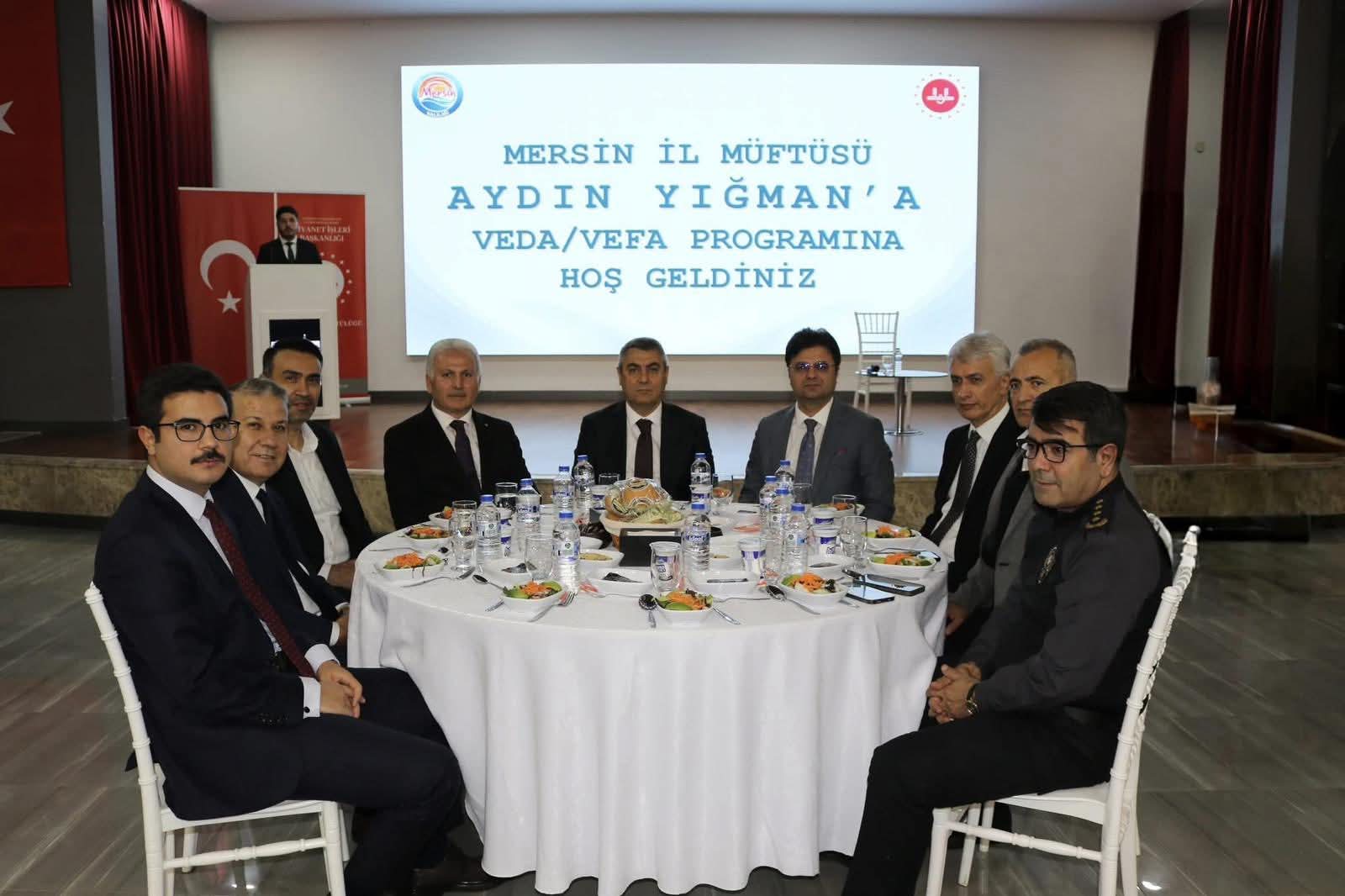 MERSİN İL MÜFTÜSÜ YIĞMAN’A VEDA YEMEĞİ DÜZENLENDİ