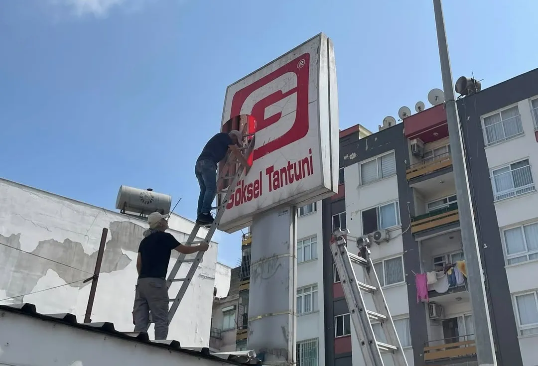 GÖKSEL TANTUNİ’DEN MARKA HAKKI İHLALİNE KARŞI HUKUKİ MÜCADELE: TABELALAR YARGI KARARIYLA İNDİRİLDİ