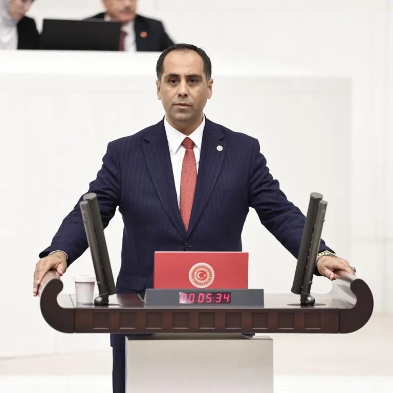 ÇAVAK TOKİ’DE TAPU VE ANAHTAR TESLİMİNE BAŞLANIYOR